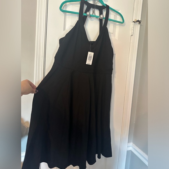 Torrid Cage Back Dress 🐼🐧 - Picture 3 of 5